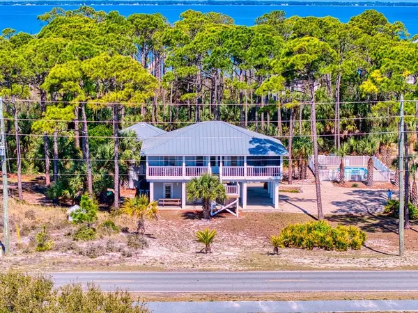 1105 E Gulf Beach Dr, St. George Island, FL 32328
