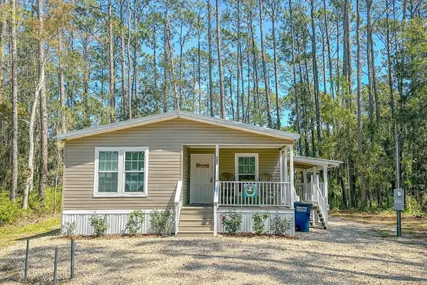 343 25th Ave, Apalachicola, FL 32320