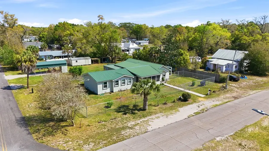 212 Nw Ave C, Carrabelle, FL 32322 - #2