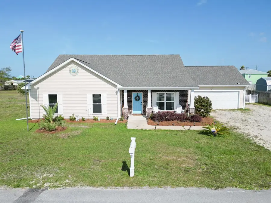 415 Texas Dr, Mexico Beach, FL 32456 - #2