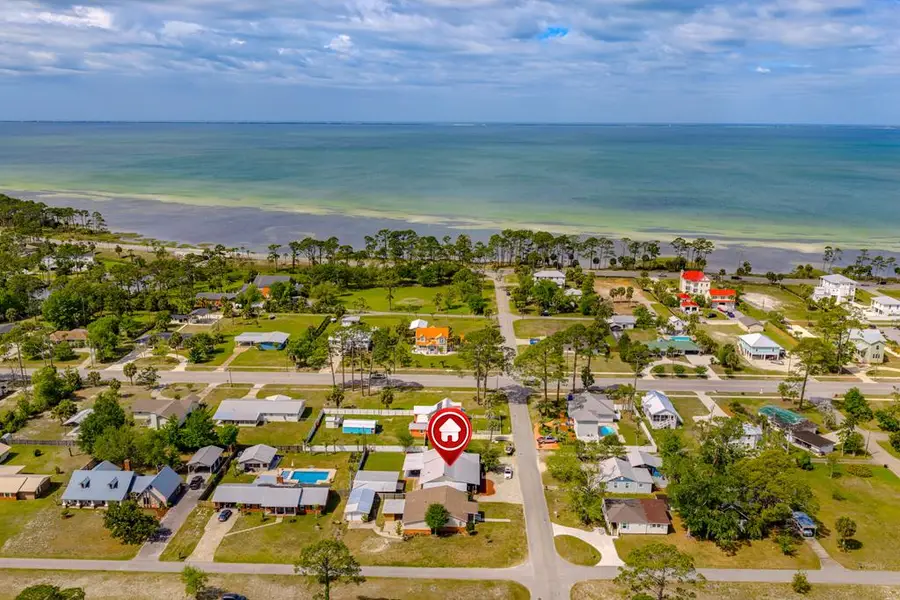 208 16th St, Port Saint Joe, FL 32456 - #3