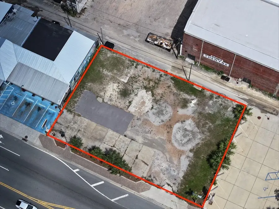 309 Monument Ave, Port Saint Joe, FL 32456 - #3