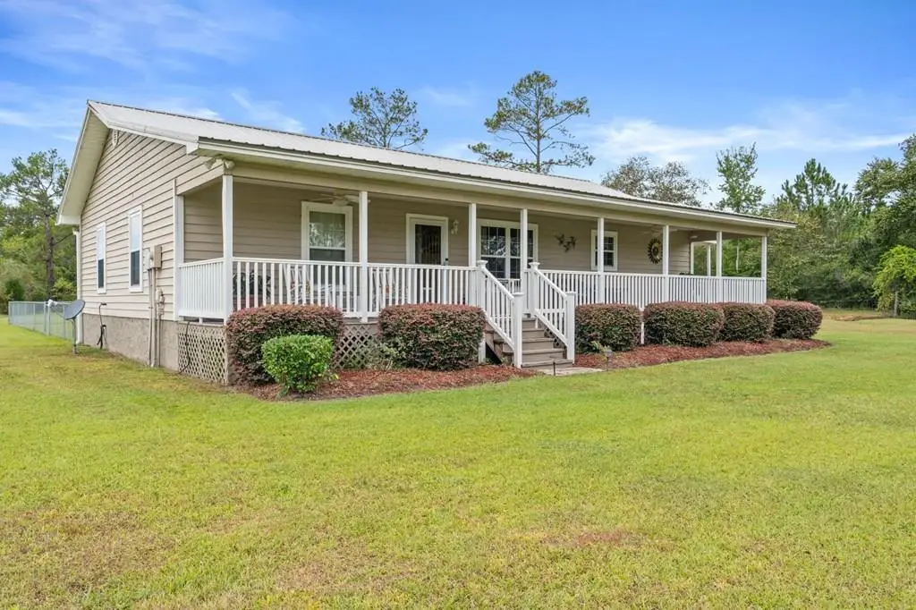 821 Mace Martin Rd, Wewahitchka, FL 32465 - #1