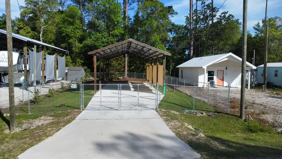 7244 Honeysuckle St, Wewahitchka, FL 32465 - #2