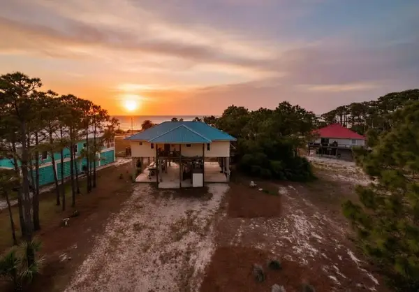 833 W Bay Shore Dr, St. George Island, FL 32328