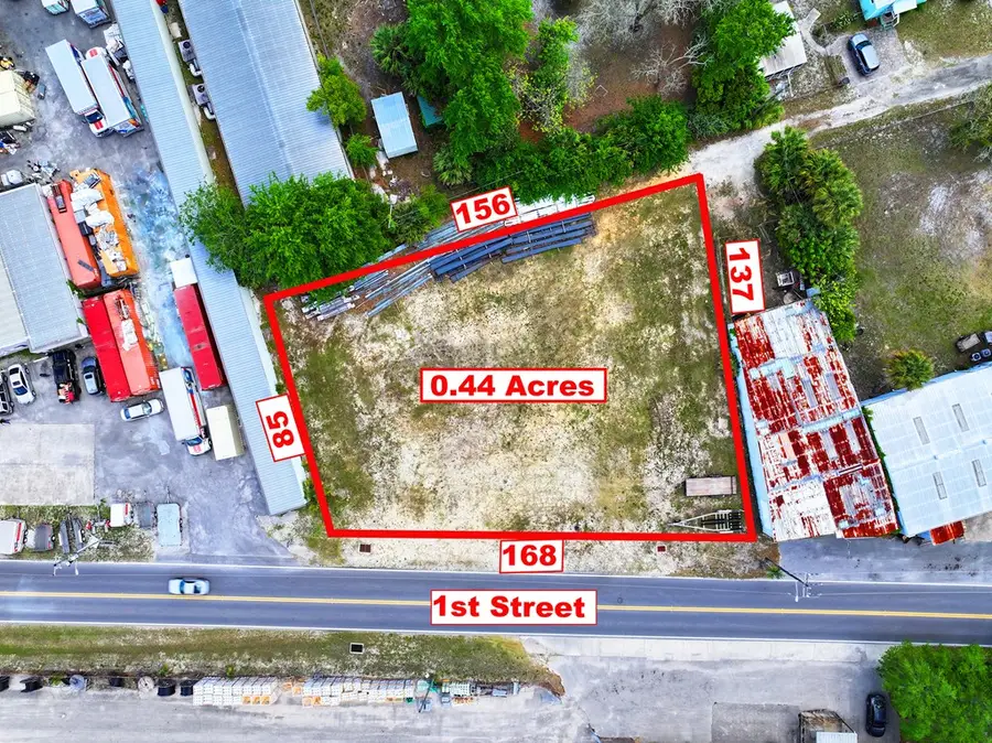 510 E 1st St, Port Saint Joe, FL 32456 - #3