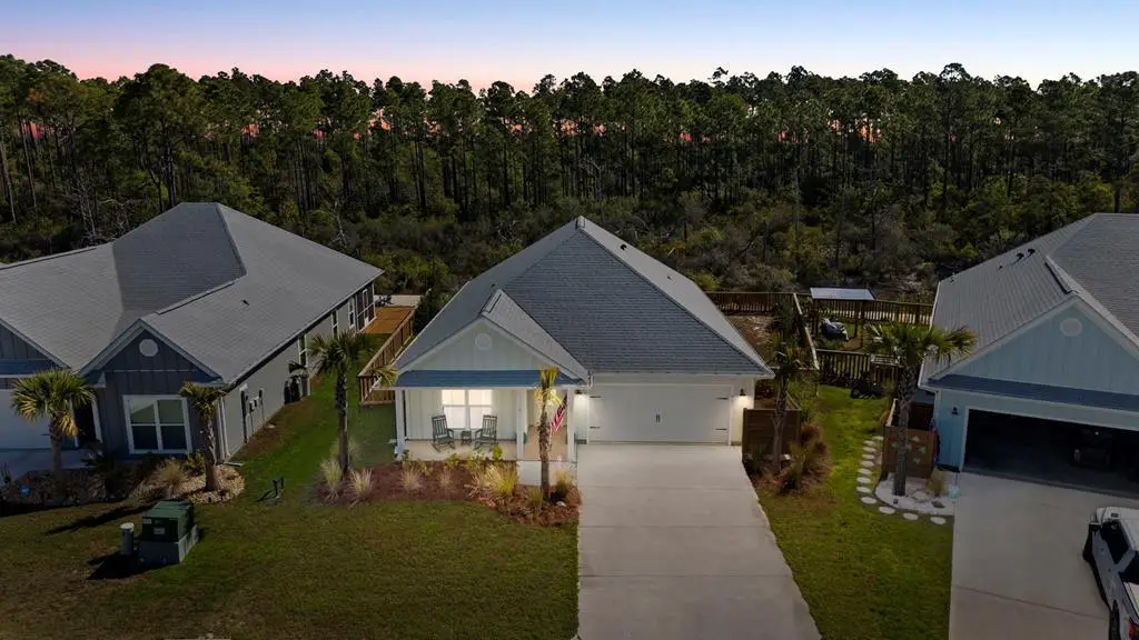 425 Vermilion Cir, Port Saint Joe, FL 32456 - #1