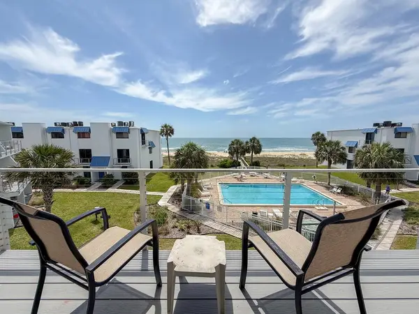 240 W Gorrie Dr #E-4, St. George Island, FL 32328