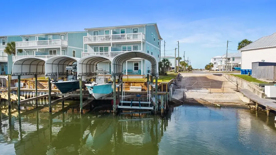 102 Miramar Dr #A, Mexico Beach, FL 32456 - #2