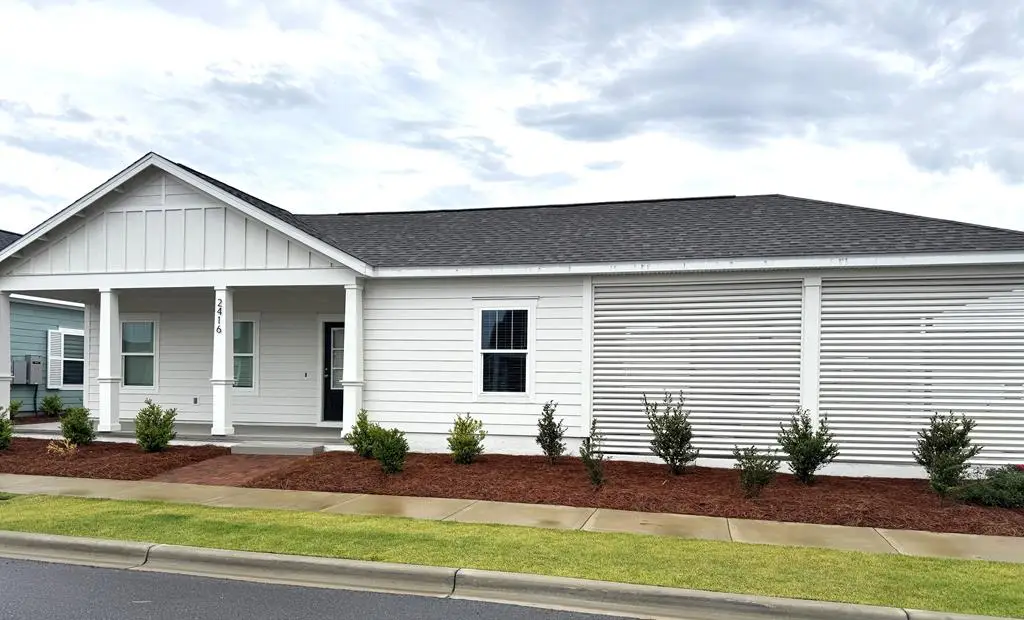 2416 Blue Daze Ave, Panama City, FL 32405 - #1