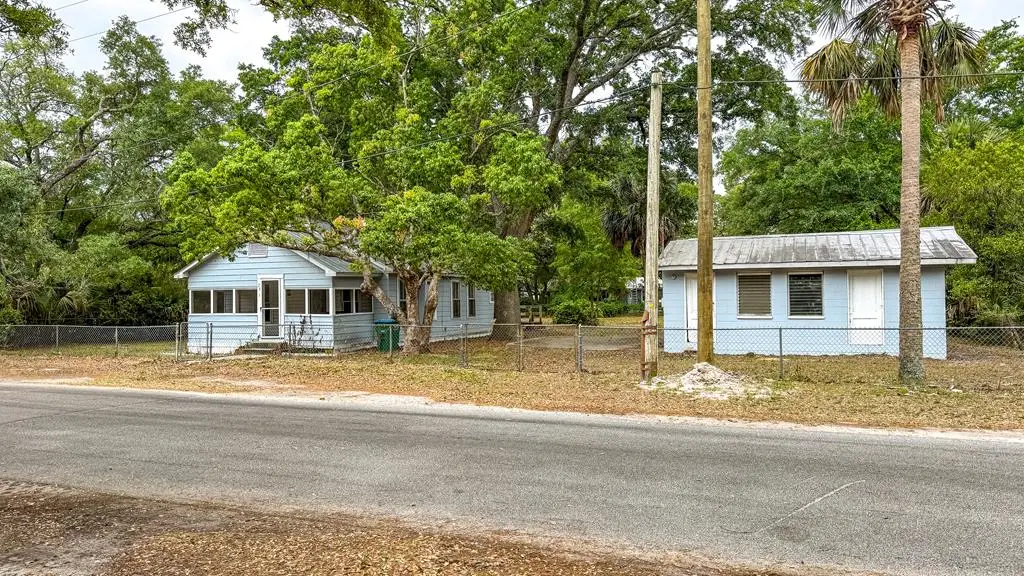 250 Clark Dr, Panacea, FL 32346 - #1