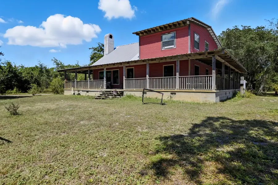 1097 Cypress St, Apalachicola, FL 32320 - #2