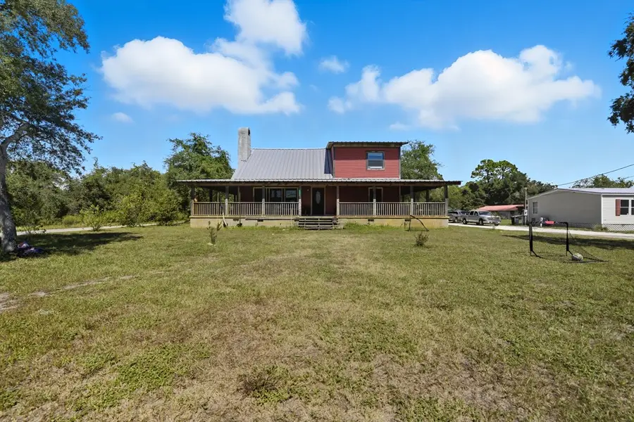 1097 Cypress St, Apalachicola, FL 32320 - #3