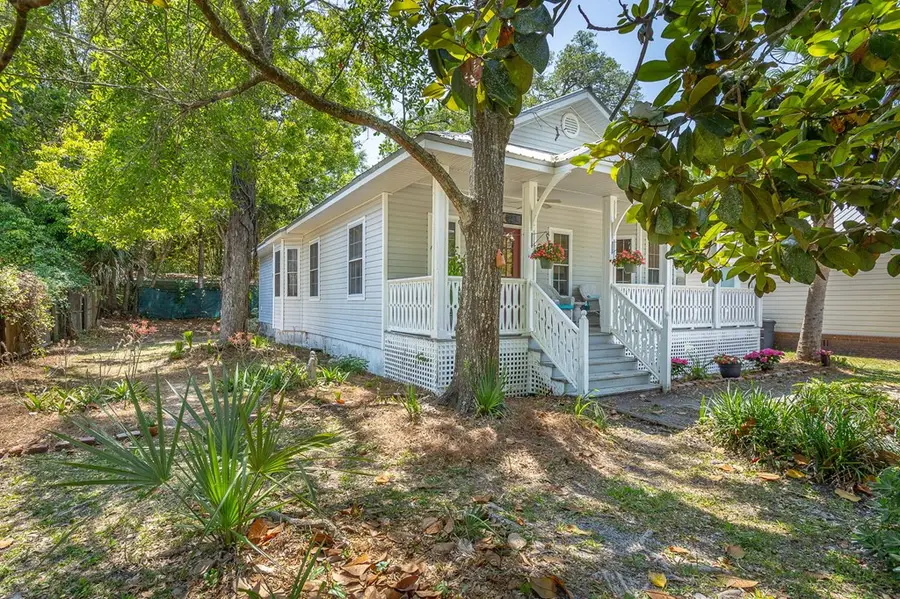 98 Sawyer Ln, Apalachicola, FL 32320 - #2