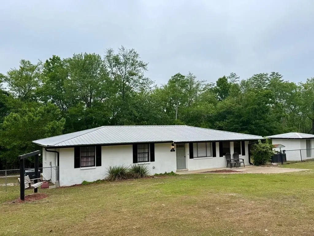 117 Pope Ave, Wewahitchka, FL 32465 - #1