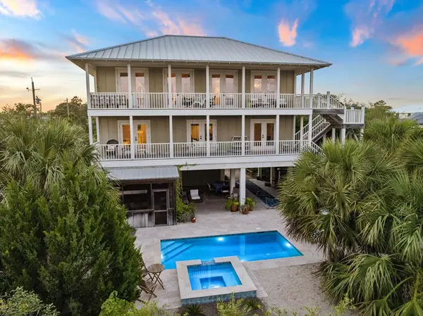 1081 W Gulf Beach Dr, St. George Island, FL 32328