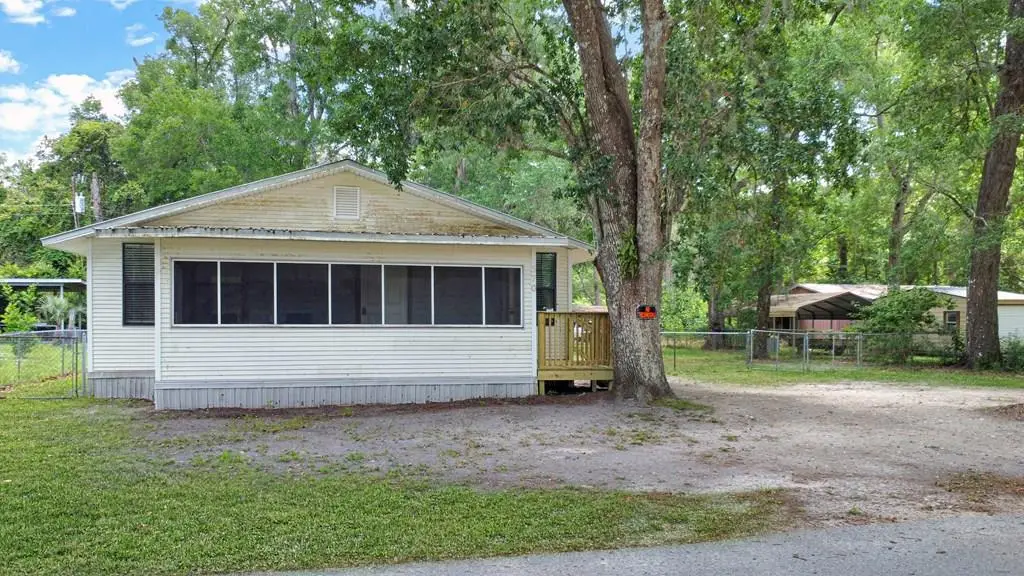 370 S Duck Ave, Wewahitchka, FL 32465 - #1