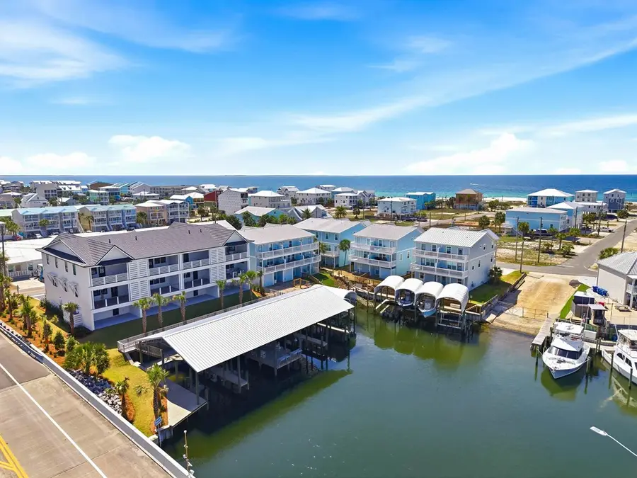 100 42nd St #D, Mexico Beach, FL 32456 - #2