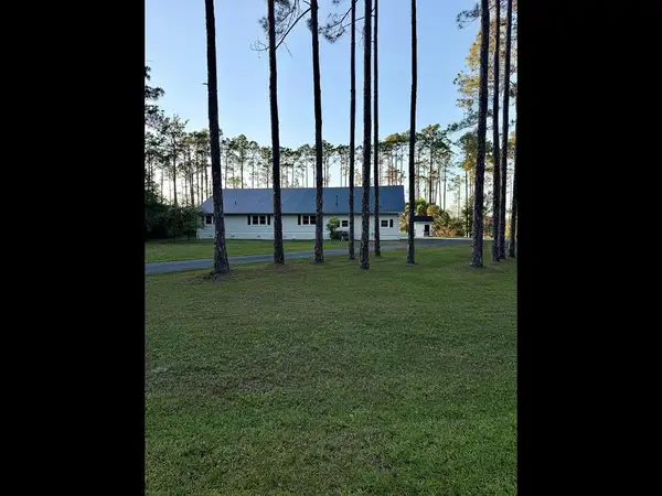 15 White Way, Carrabelle, FL 32322