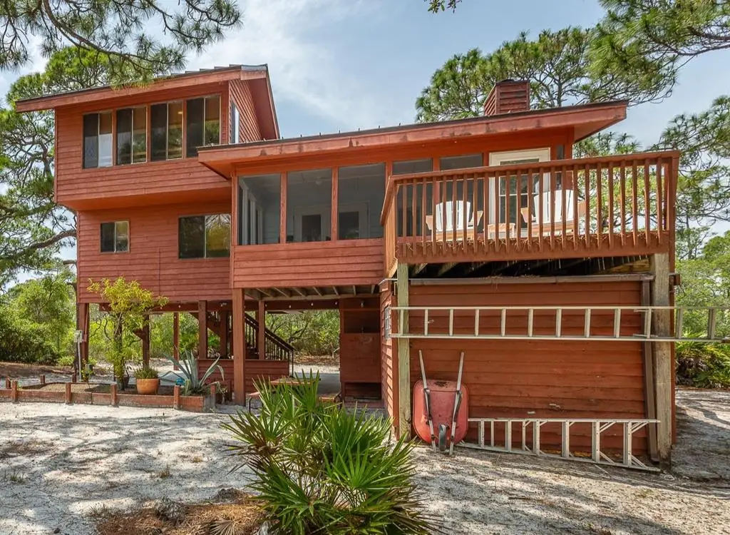 1240 Sea Dune Dr, Saint George Island, FL 32328 - #1