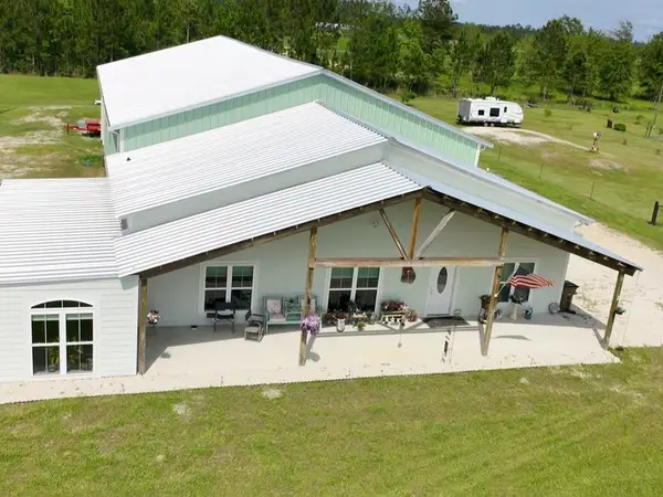 130 Goldenrod Ln, Wewahitchka, FL 32465