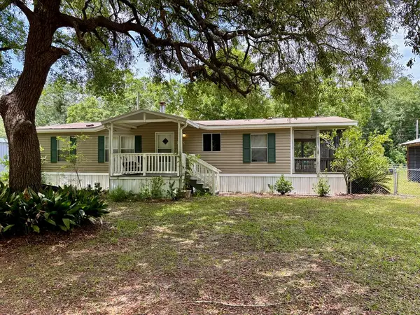 7145 David Whitfield Rd, Wewahitchka, FL 32465