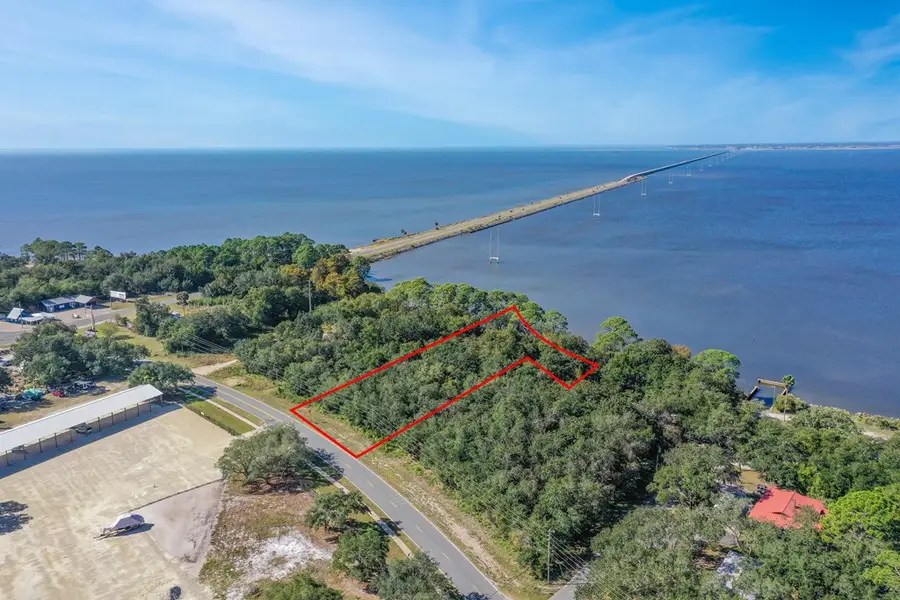 29 N Bay Shore Dr, Eastpoint, FL 32328 - #2