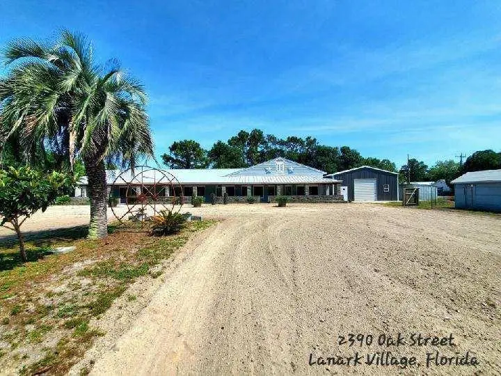 2390 Oak St, Lanark Village, FL 32322 - #2