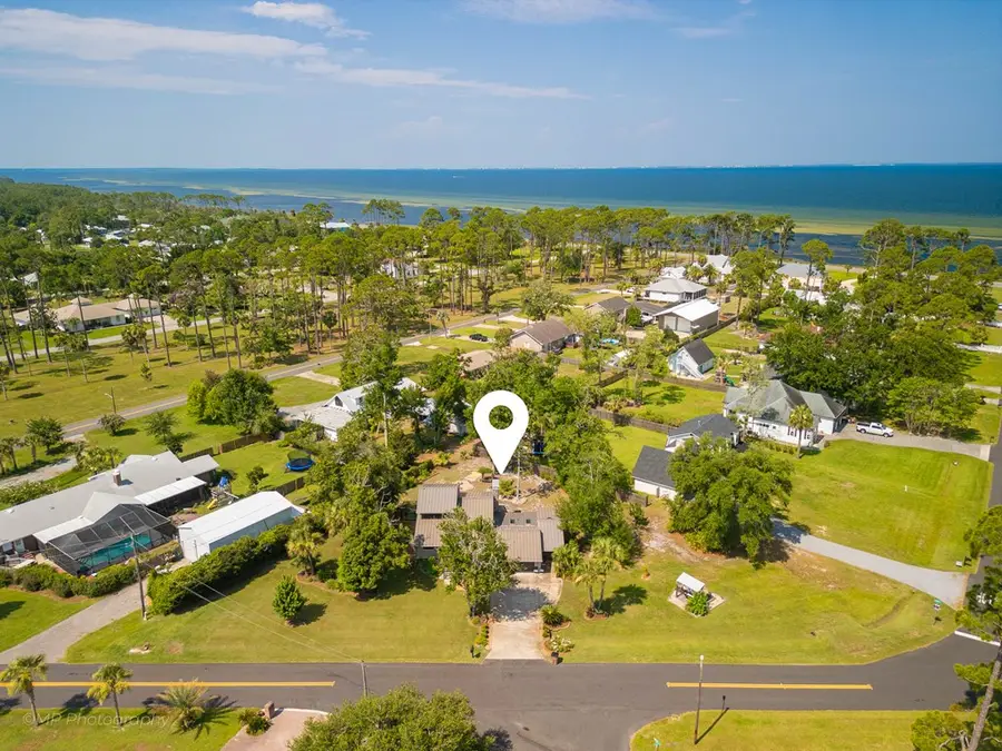 302 Dupont Dr, Port Saint Joe, FL 32456 - #2