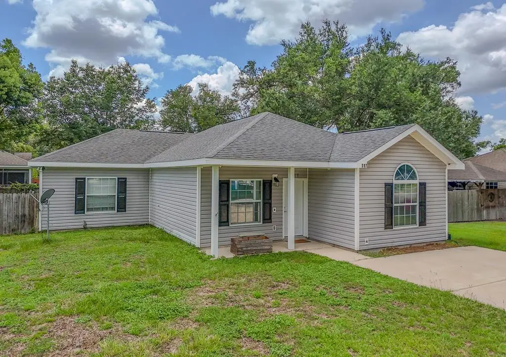 117 Mary Dr, Wewahitchka, FL 32465 - #1