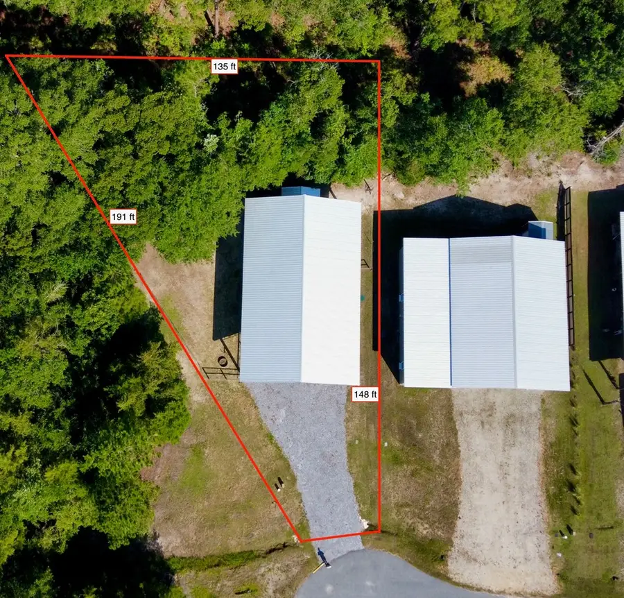 195 St Charles Ln, Wewahitchka, FL 32465 - #3