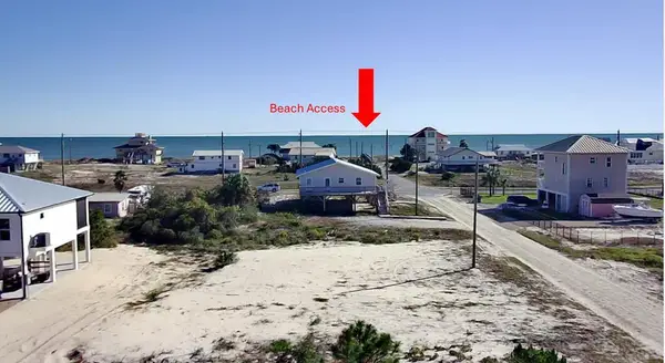 480 W Pine St, St. George Island, FL 32328