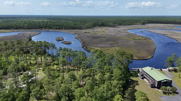 340 Jay Jay Way, Carrabelle, FL 32322