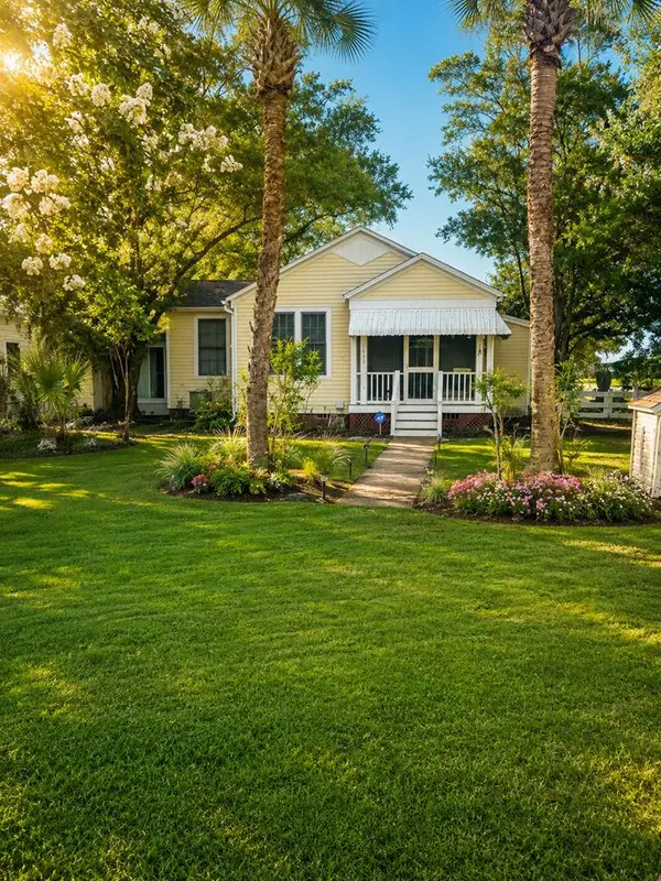 1033 Mcclelland Ave, Port St. Joe, FL 32456