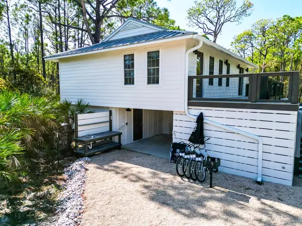 1404 Bayberry Ln, St. George Island, FL 32328