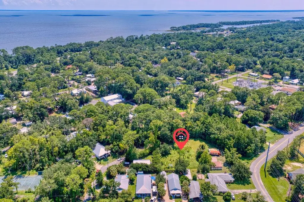 225 A Ave G, Apalachicola, FL 32320 - #1