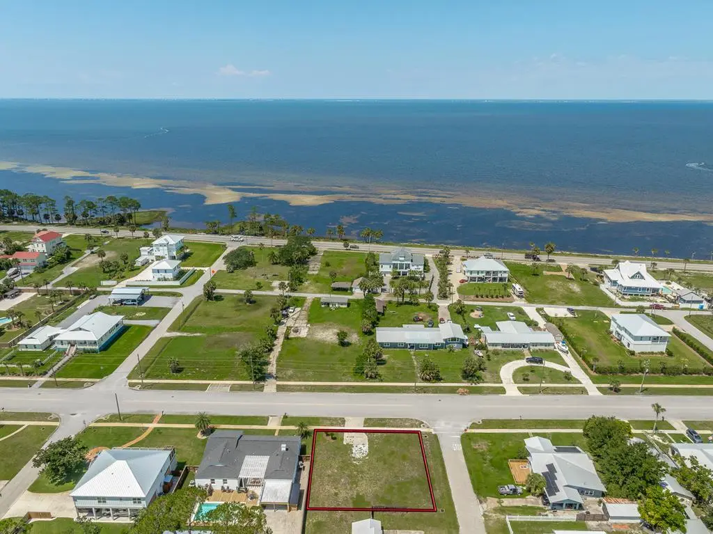 1301 Monument Ave, Port Saint Joe, FL 32456 - #1