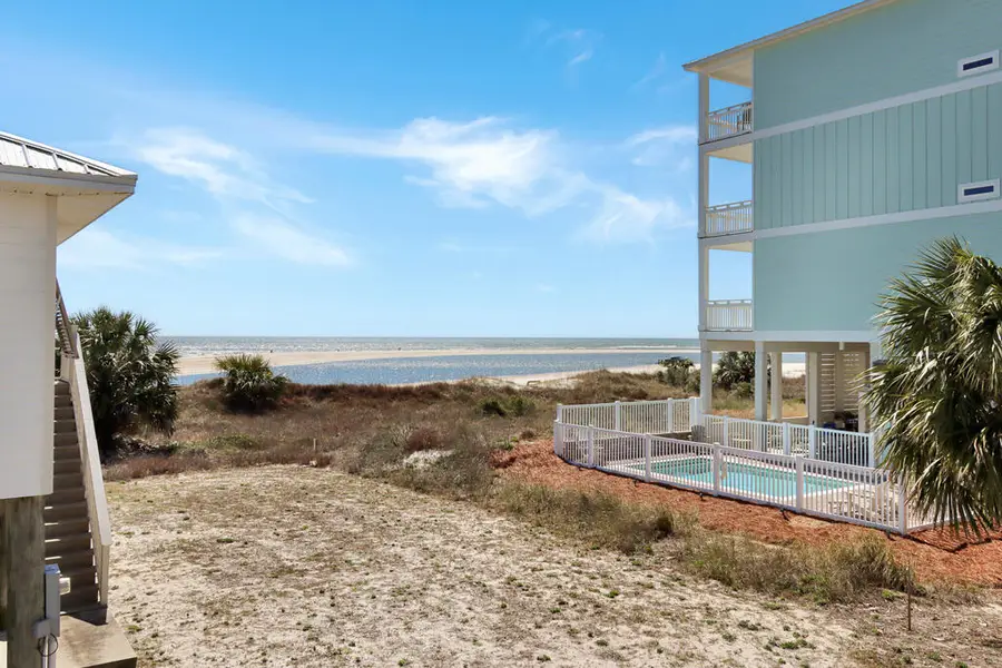 267 S Palm St, Port Saint Joe, FL 32456 - #2