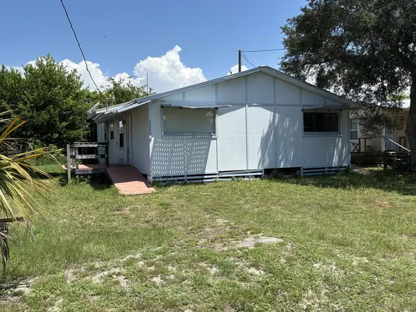 9242 Cockles Ave, Port St. Joe, FL 32456