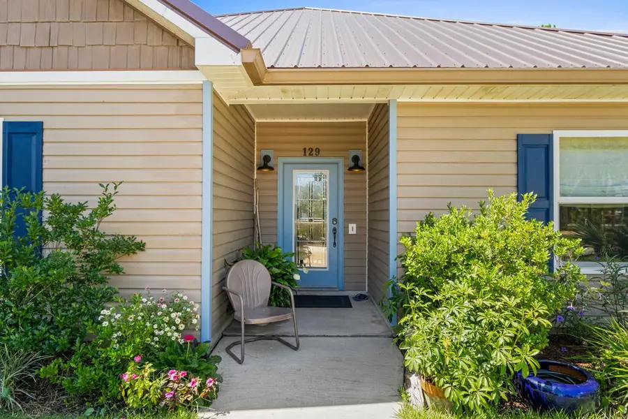 129 Betty Dr, Port Saint Joe, FL 32456 - #2