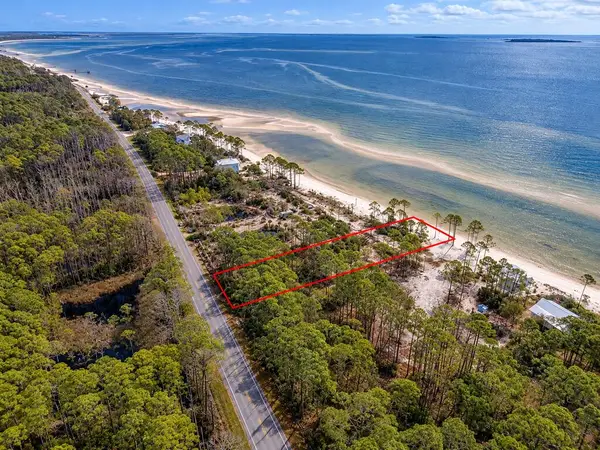 2388 Hwy 98 W, Carrabelle, FL 32322