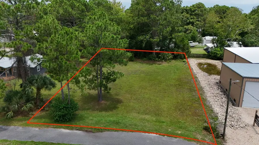20 Island Dr, Eastpoint, FL 32328 - #2