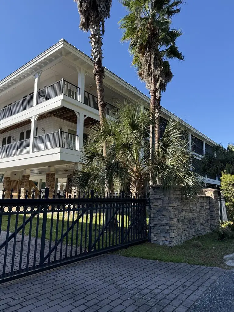 1302 Picketts Landing Ct #E4, Carrabelle, FL 32322 - #2