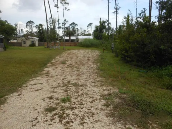 442 Santa Anna St, Port St. Joe, FL 32456