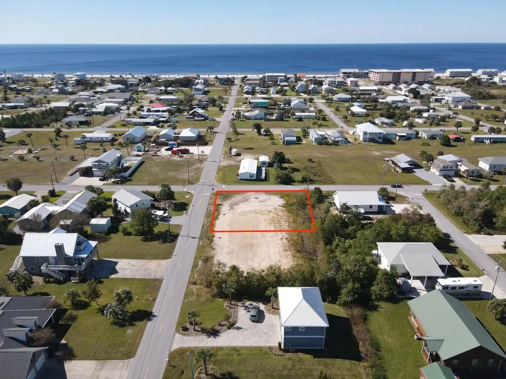 401 7th St, Mexico Beach, FL 32456 - #1