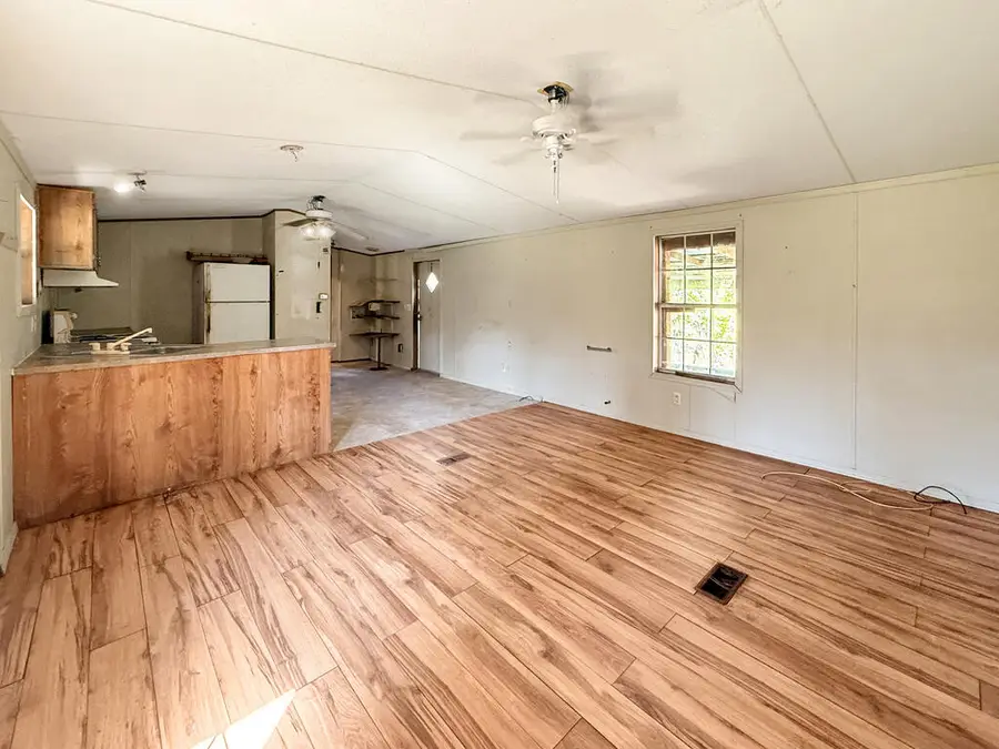 610 Old Bay City Rd, Wewahitchka, FL 32465 - #2