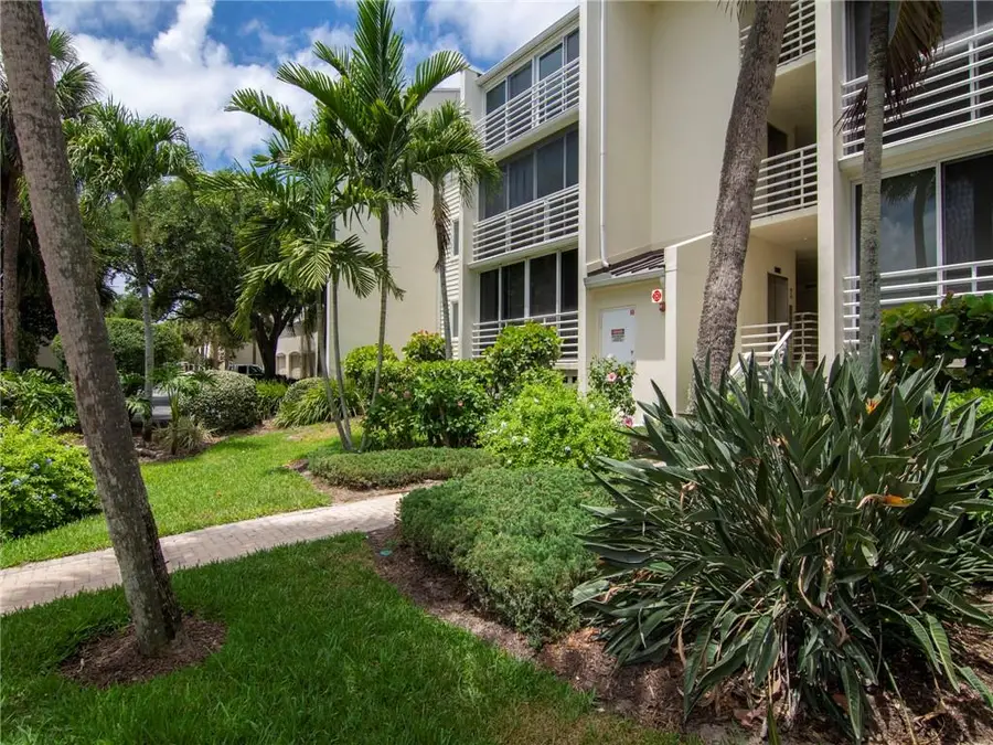 8444 Oceanside Drive #D31, Indian River Shores, FL 32963 - Image #2