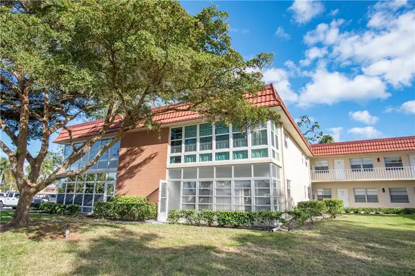 83 Crooked Tree Lane #102, Vero Beach, FL 32962