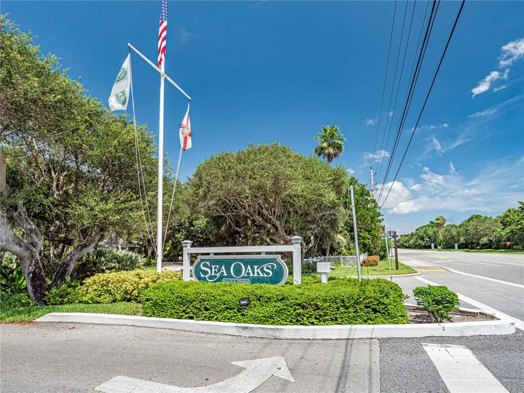 1335 Winding Oaks Circle E #1001, Vero Beach, FL 32963 - Image #1
