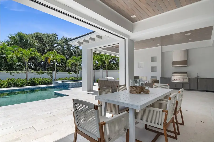 909 Surfsedge Way, Vero Beach, FL 32963 - Image #2